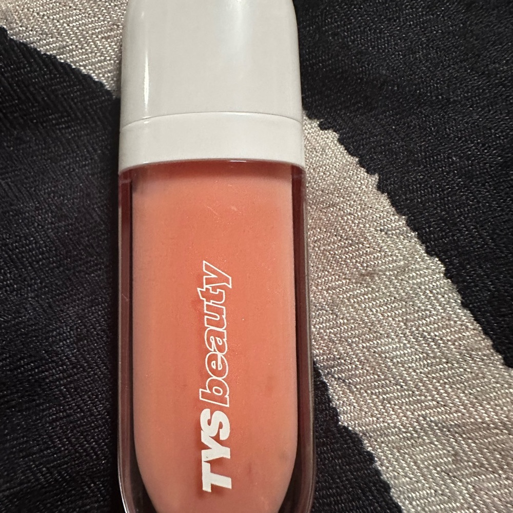 Tys beauty lip butter